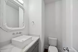 1059 W 16th St, Houston, TX 77008 - Photo 25