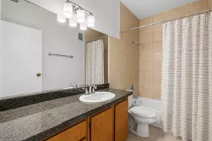 6602 Harbor Town Dr, Houston, TX 77036 - Photo 15