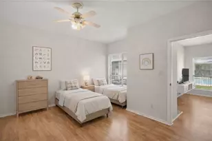6602 Harbor Town Dr, Houston, TX 77036 - Photo 11