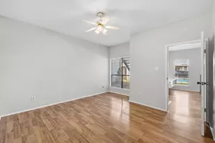 6602 Harbor Town Dr, Houston, TX 77036 - Photo 9