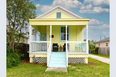 4124 Avenue M 1/2, Galveston, TX 77550 - Photo 1