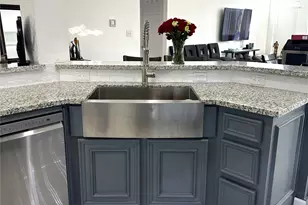 2819 Everhart Terrace Dr, Fresno, TX 77545 - Photo 13