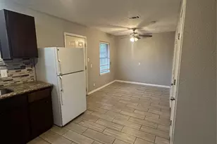 1708 Effie Ln, Pasadena, TX 77502 - Photo 7