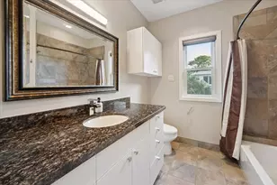 863 W 42nd St, Houston, TX 77018 - Photo 33