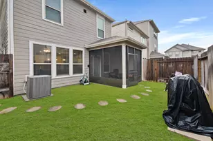 10507 Marston Vineyard Dr, Houston, TX 77025 - Photo 15