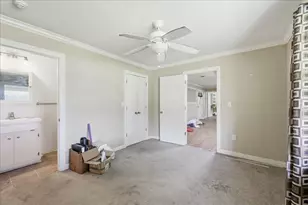 150 Gary St, Bridge City, TX 77611 - Photo 7