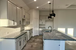 21923 Laurel Cherry Ct, Waller, TX 77484 - Photo 5