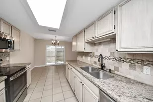7821 Theissetta Dr, Spring, TX 77379 - Photo 5