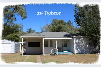 216 Robson Street, Columbus, TX 78934 - Photo 1