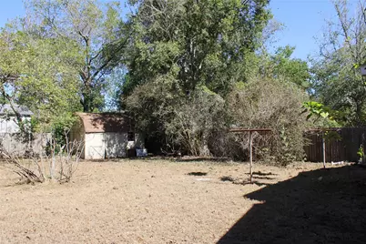 216 Robson Street, Columbus, TX 78934 - Photo 23