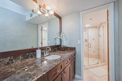 3525 Sage Road #1517, Houston, TX 77056 - Photo 23