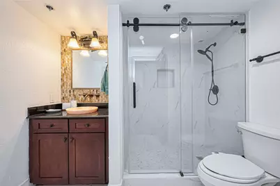 3525 Sage Road #1517, Houston, TX 77056 - Photo 25