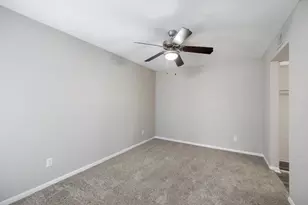 11715 S Glen Dr, Houston, TX 77099 - Photo 11