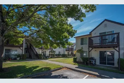 1001 NE Briarcreek Way, Hillsboro, OR 97006 - Photo 17