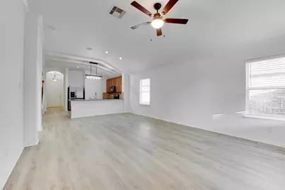 2410 Lakecrest Town Drive, Katy, TX 77493 - Photo 11