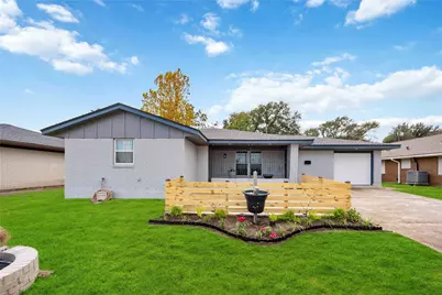 1115 25th Avenue N, Texas City, TX 77590 - Photo 3