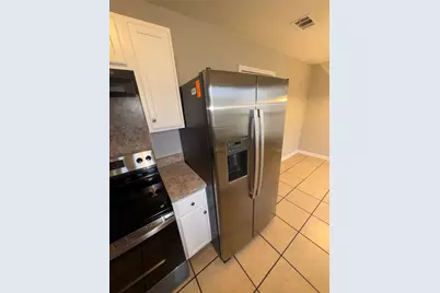 8723 Valley Meadow Drive, Houston, TX 77078 - Photo 9