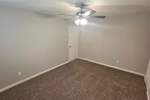 8723 Valley Meadow Dr, Houston, TX 77078 - Photo 23