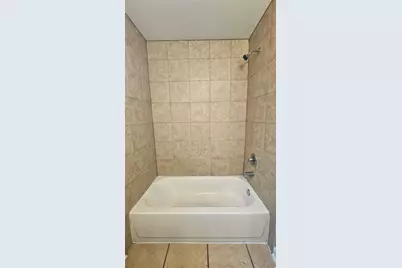 8723 Valley Meadow Drive, Houston, TX 77078 - Photo 25