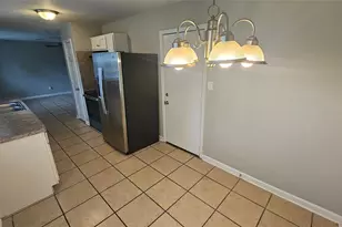 8723 Valley Meadow Dr, Houston, TX 77078 - Photo 9