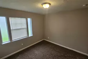 8723 Valley Meadow Dr, Houston, TX 77078 - Photo 17