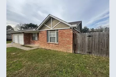 8723 Valley Meadow Drive, Houston, TX 77078 - Photo 3