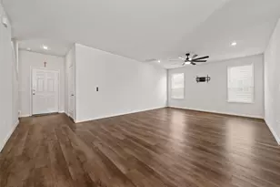12602 Baker Bend St, Houston, TX 77034 - Photo 9