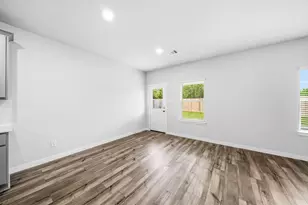 11502 Youngquist Dr, Mont Belvieu, TX 77535 - Photo 7