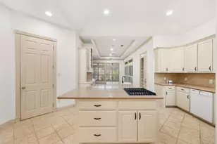 5011 Fairfield Ct, Bryan, TX 77802 - Photo 11