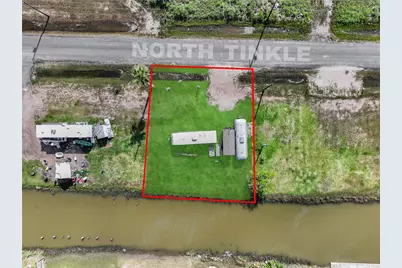 1214 N Tinkle Lane, Crystal Beach, TX 77650 - Photo 5