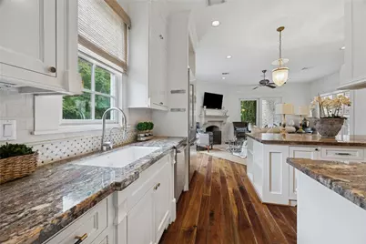 1819 Banks Street, Houston, TX 77098 - Photo 15