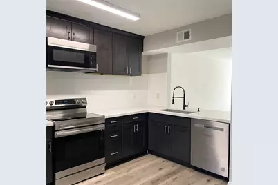 8718 Victorian Village Drive #8718, Houston, TX 77071 - Photo 15