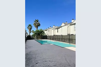 8718 Victorian Village Drive #8718, Houston, TX 77071 - Photo 25