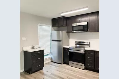 8718 Victorian Village Drive #8718, Houston, TX 77071 - Photo 13