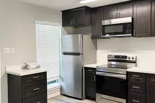 8718 Victorian Village Dr, Houston, TX 77071 - Photo 13