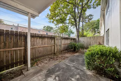2700 Bellefontaine Street #B12, Houston, TX 77025 - Photo 11