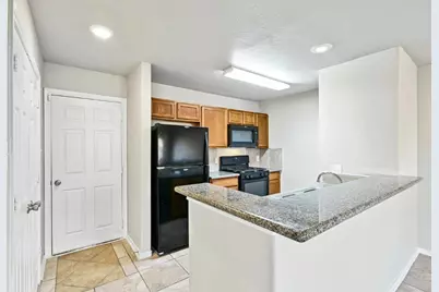12055 Clifton Oaks Drive, Houston, TX 77099 - Photo 7