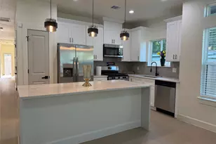 8318 Brandon St, Houston, TX 77051 - Photo 13