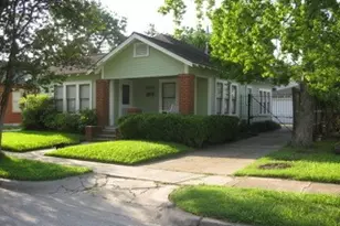 1021 E 16th St, Houston, TX 77009 - Photo 1