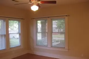 1021 E 16th St, Houston, TX 77009 - Photo 9