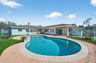 13902 Ambrose St, Houston, TX 77045 - Photo 7