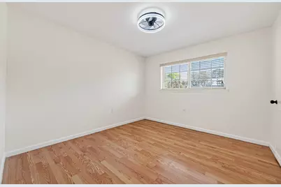 13902 Ambrose Street, Houston, TX 77045 - Photo 25