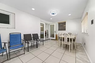 13902 Ambrose St, Houston, TX 77045 - Photo 21