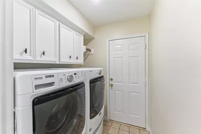 7825 Hughes Ranch Road, Pearland, TX 77581 - Photo 21