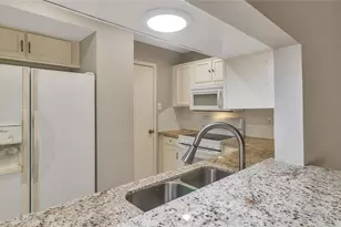 4505 Terrace Manor Dr, Houston, TX 77041 - Photo 11