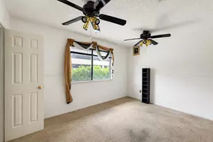 17758 Kings Park Ln, Houston, TX 77058 - Photo 7