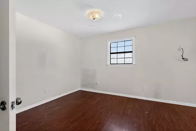 712 E Peach Street, Angleton, TX 77515 - Photo 13