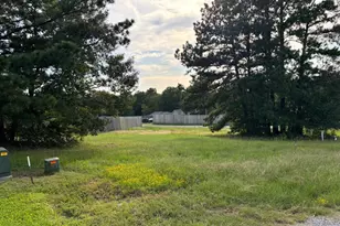 24 Silver Lakes Dr, Huntsville, TX 77340 - Photo 1