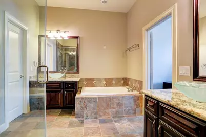 923 Birdsall Street, Houston, TX 77007 - Photo 13