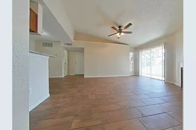 3770 Lovers Wood Lane #1005, Houston, TX 77014 - Photo 3